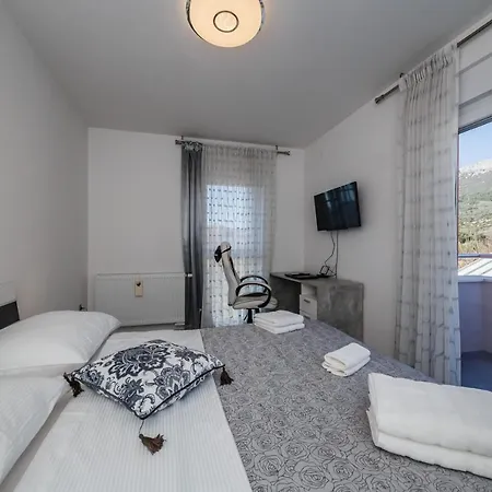 Apartment Axioma 4-star Luxury Villa, 2 Apartments, Sea View , Close To Beach, Sea View Terrace