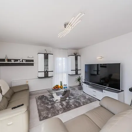 Apartment Axioma 4-star Luxury Villa, 2 Apartments, Sea View , Close To Beach, Sea View Terrace *