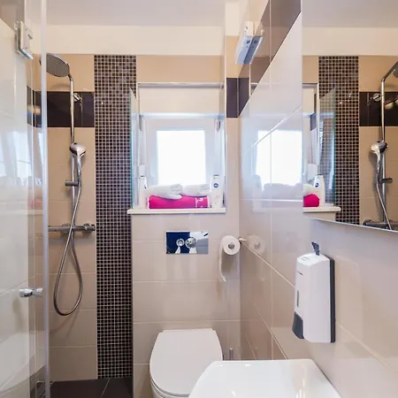 Axioma 4-star Luxury Villa, 2 Apartments, Sea View , Close To Beach, Sea View Terrace Apartment *