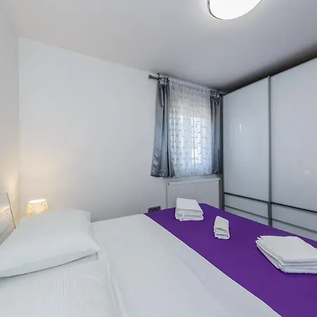 Axioma 4-star Luxury Villa, 2 Apartments, Sea View , Close To Beach, Sea View Terrace