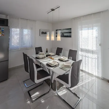Axioma 4-star Luxury Villa, 2 Apartments, Sea View , Close To Beach, Sea View Terrace *