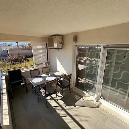 Axioma 4-star Luxury Villa, 2 Apartments, Sea View , Close To Beach, Sea View Terrace