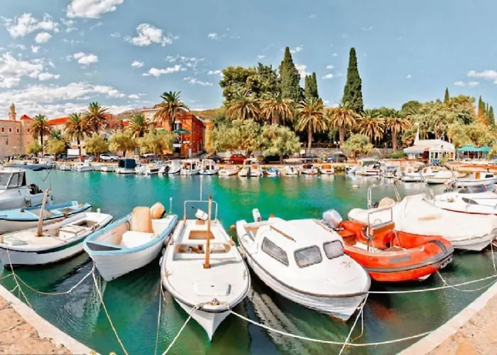 Axioma 4-star Luxury Villa, 2 Apartments, Sea View , Close To Beach, Sea View Terrace Apartmán